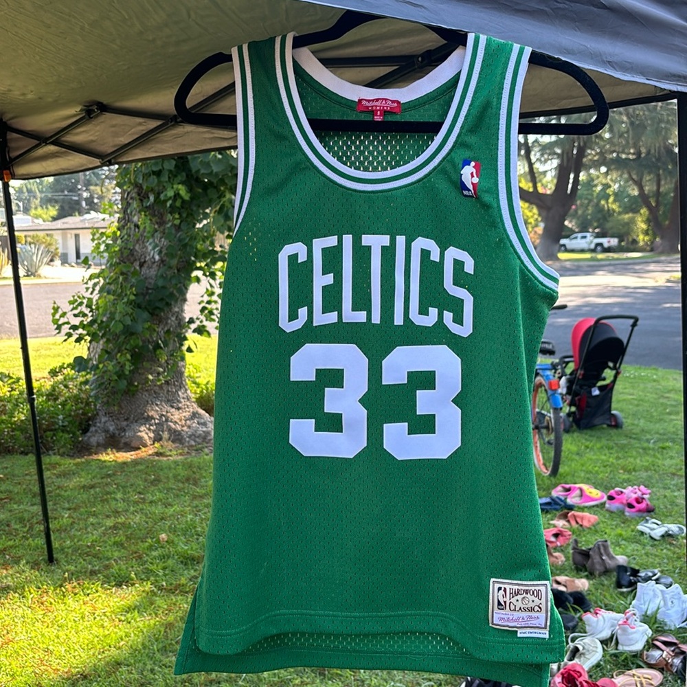 Worn once like new hardwood classic